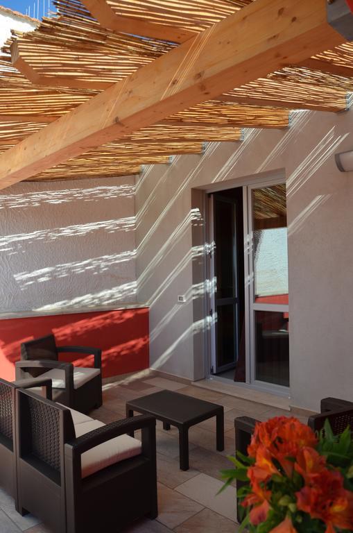 B&B Albatros Castelluzzo Bilik gambar
